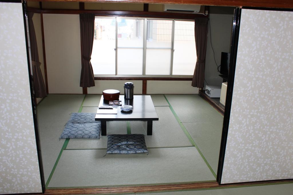 Kinokuniya Ryokan Фуджисава Стая снимка