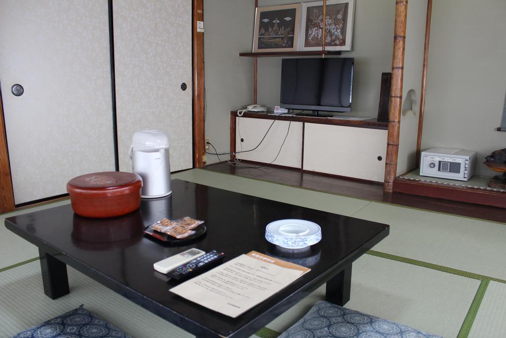 Kinokuniya Ryokan Фуджисава Екстериор снимка